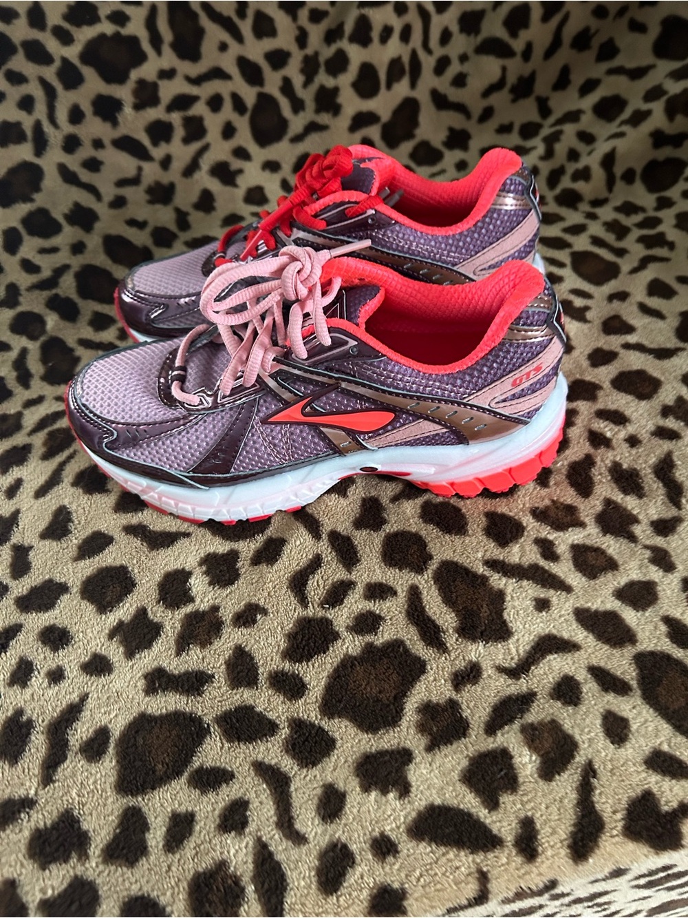 Brooks Women’s Athletic Shoes in Pink and Red Accent - Picture 7 of 9